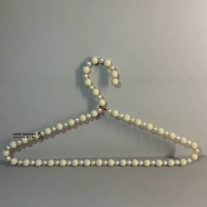 چوب لباسی مرواریدی