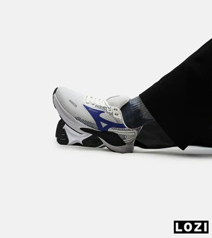 کفش کتانی مردانه سفید آبی MIZUNO wave rider 24