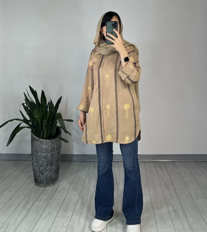 مانتو گلدوزی آزاده