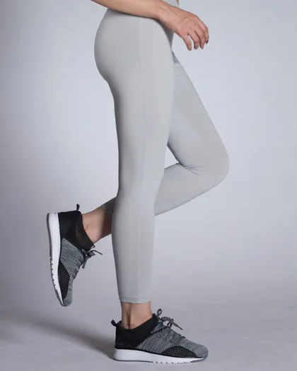 لگ ورزشی زنانه ساده