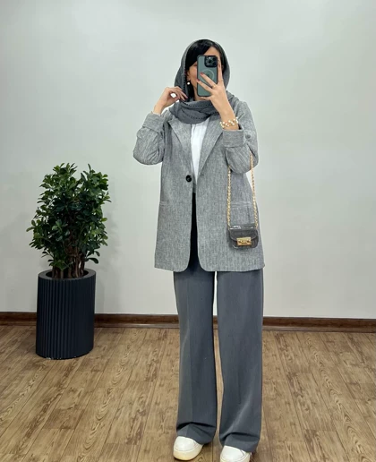 مانتو کتی نگارا