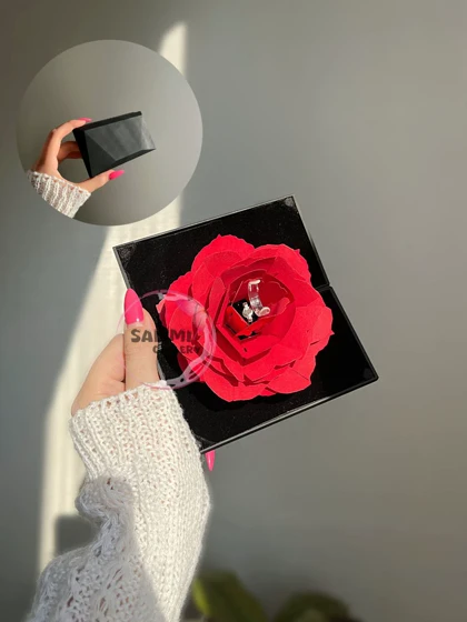 باکس گل سوپرایزی