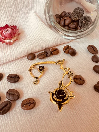 ایرکاف مدل الف گل‌دار