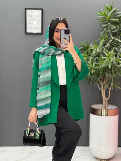 مانتو یقه دوبل آستین پاکتی