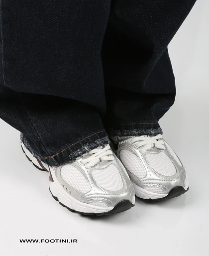 کتانی زنانه نایک MR V5