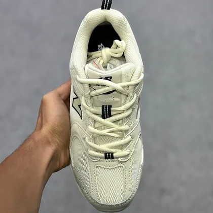 نیوبلانس 530 کرمی 530 New Balance