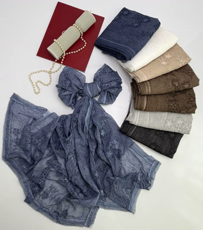 شال نخی گل‌دار 20681