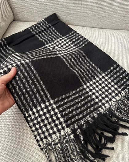 shawl 0251