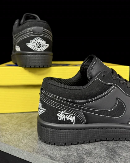 کتانی جردن وان استاسی