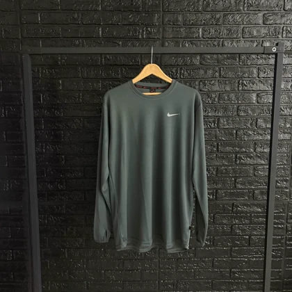 تیشرت نایکی آستین بلند