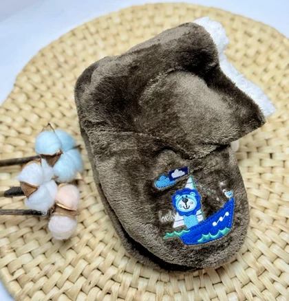 پاپوش بچگانه داخل خز