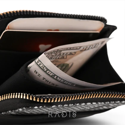 کیف پول چرم رادیس مدل Radin کد 080-M.RTL