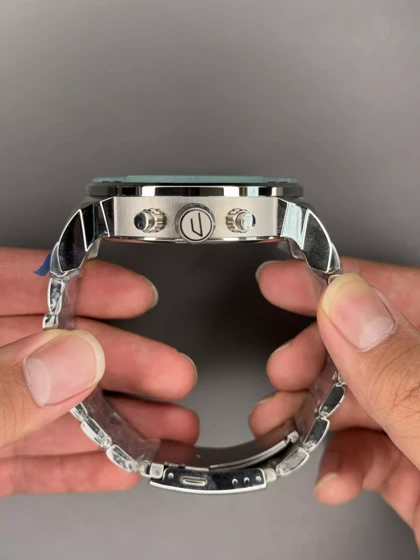 ساعت مچی دیزل هفت موتوره بند سیلور صفحه مشکی Diesel DZ7333