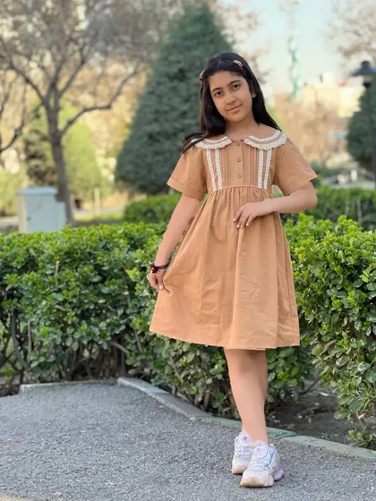 پیراهن یقه ب نوار گیپور