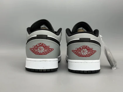 کتانی نایکی جردن1لو اسموک گری/Nike Air Jordan 1 low