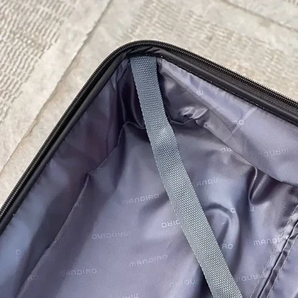 چمدان سایز متوسط وارداتی ماندیرو مدل MANDIRO - MDR190 MEDIUM