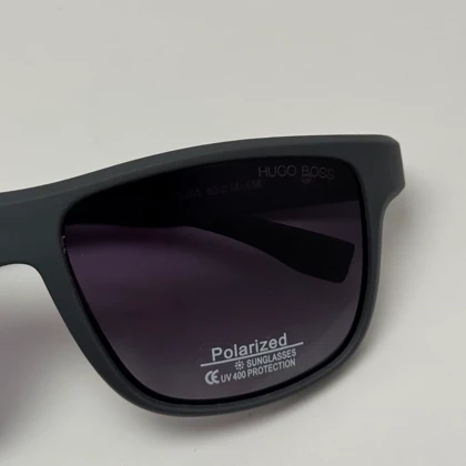 عینک آفتابی پلاریزه هوگو باس HUGO BOSS طوسی مشکی کد 2205 - عینک رانندگی