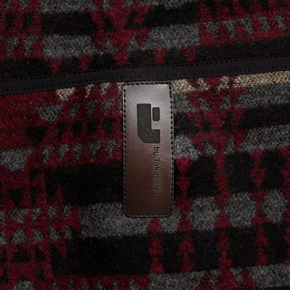 پانچو سرخپوستی t