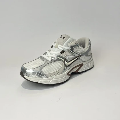 کفش ورزشی نایک وی فایو کی v5k کرم قهوه ای کیفیت مستر