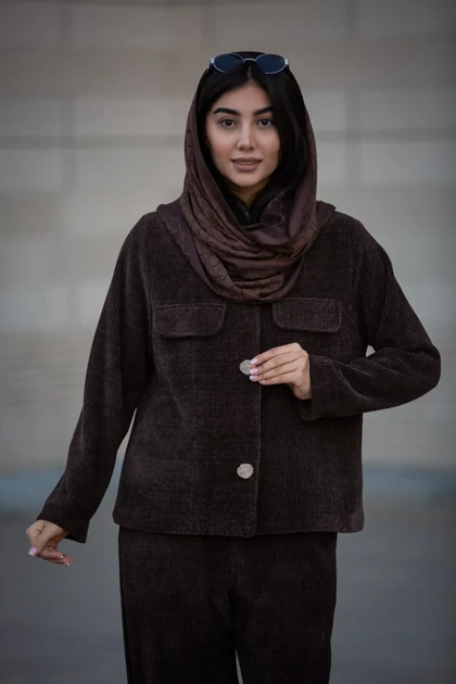 پالتو لمزور بیسکوییتی دکمه نما