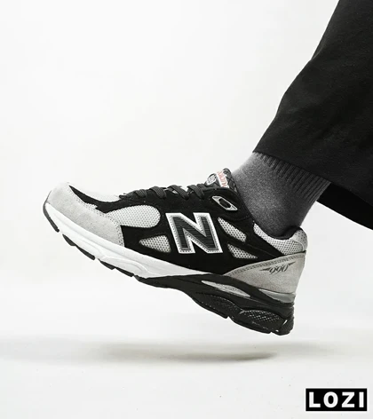 کفش کتانی مشکی طوسی NEW BALANCE 990