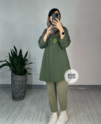 مانتو گلدوزی شقایق(ایراد دار)