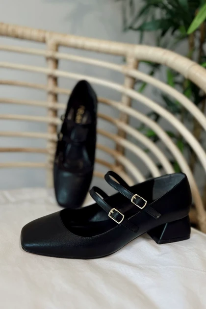 کفش پاشنه‌بلند کلاسیک زنانه polka-store polka-store