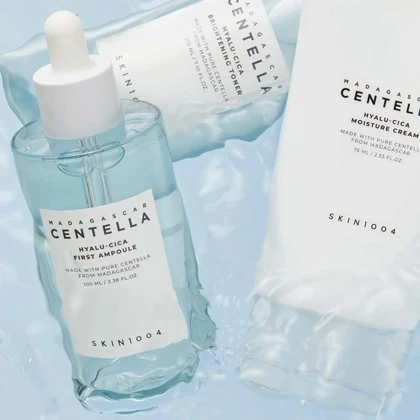 سرم آبرسان سنتلا اسکین 1004 مدل Hyalu-Cica حاوی هیالورونیک اسید حجم 100 میلی‌لیتر