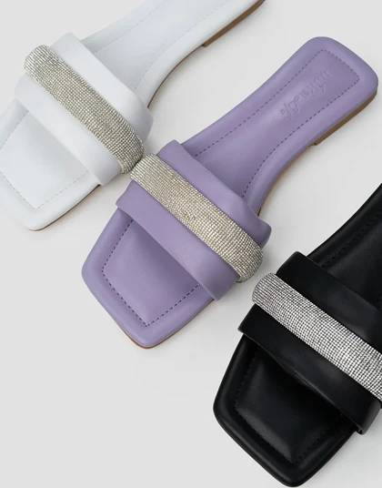 تخت رویه نگین‌دار