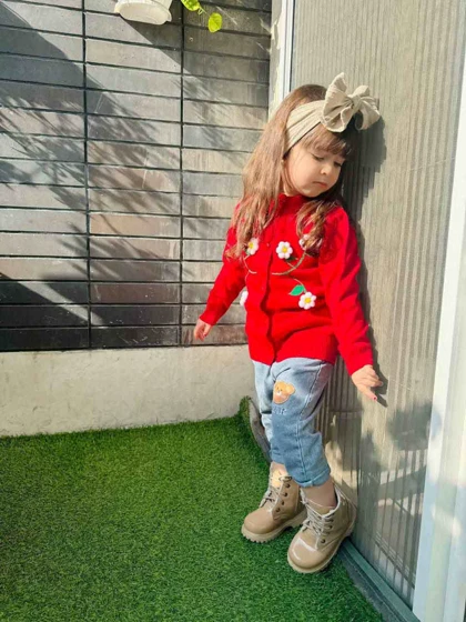 ژاکت بافت گل بابونه