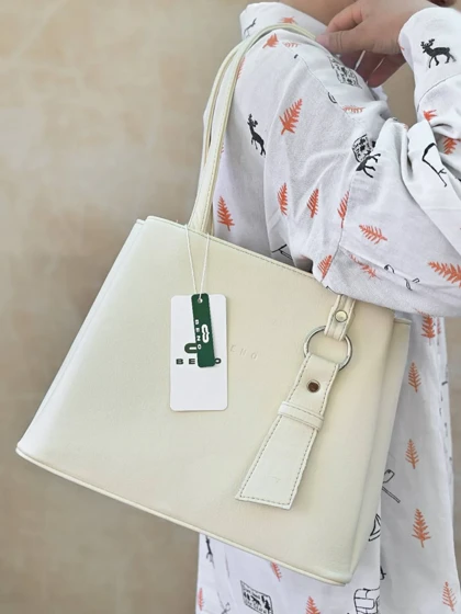 کیف دوشی زنانه بنو مدل سارینا کد 4880