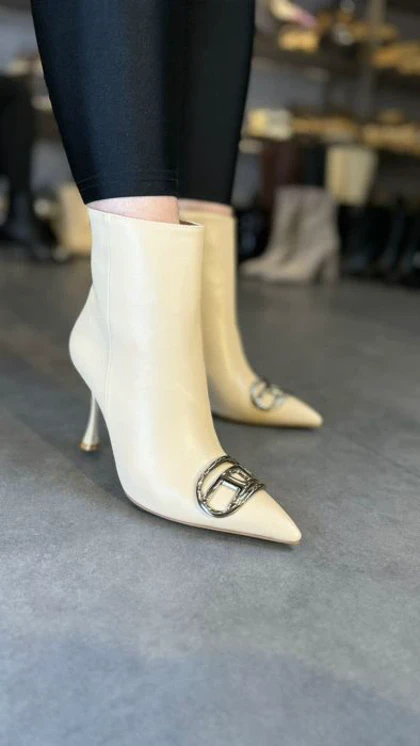 بوت بالنسیاگا پاشنه کد573