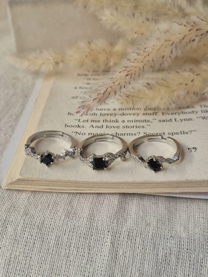 انگشتر جواهری فری سایز نگین مشکی