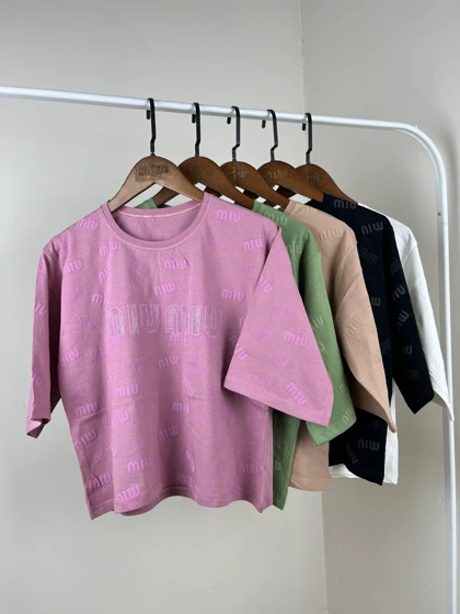 کراپ باکسی MiuMiu