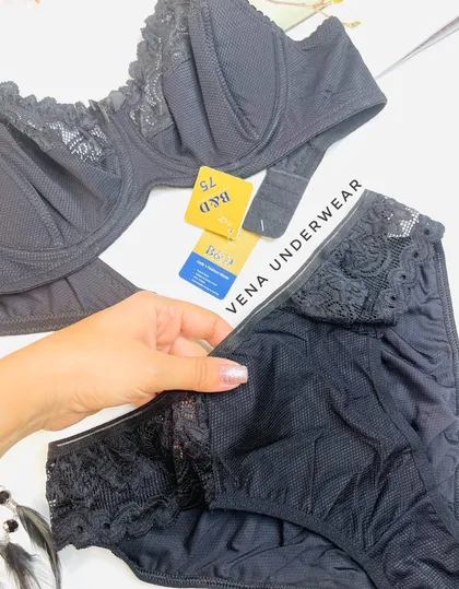 سوتین شورت فنردار برند B&D