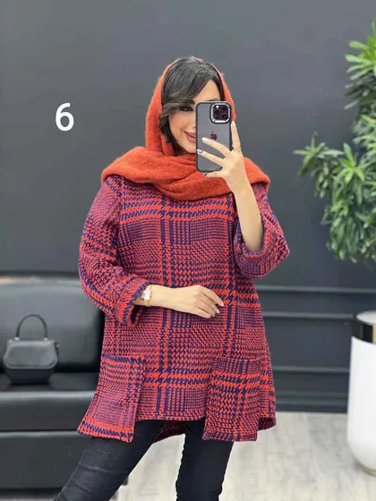 پالتو جلو بسته یقه چاک‌دار