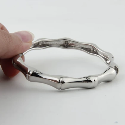 دستبند زنانه مدل لارین