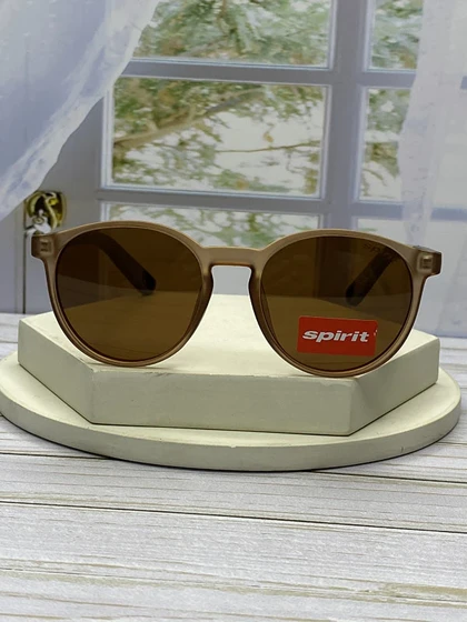 عینک آفتابی اسپریت با تکنولوژی پلاریزه و UV400؛ سبک، مقاوم و مناسب استایل روزانه و رانندگی طولانی