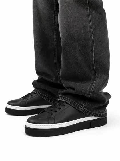 کفش کتانی مردانه مدل ونس پل اندبیر مشکی سفید Vans Pull Bear