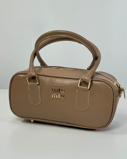 کیف صندوقی miu miu کد 1100270