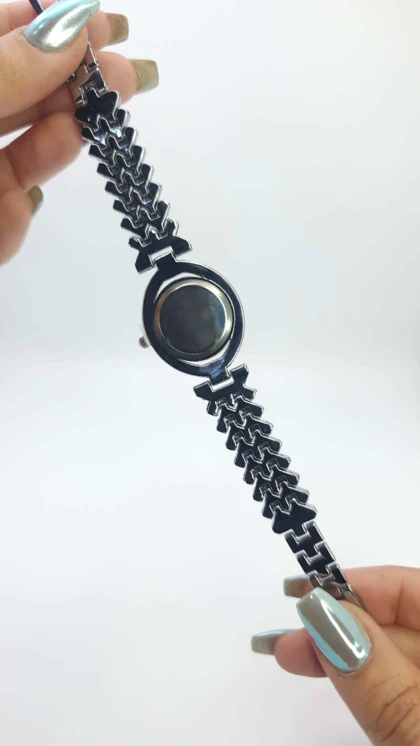 ساعت مچی زنانه مجلسی Dios نگین‌دار با موتور کوارتز