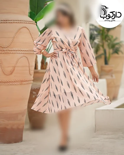 پیراهن مجلسی زنانه یقه هفت دامن کلوش کرپ حریر طرحدار