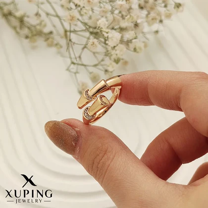 انگشتر ژوپینگ مدل بامبو نگین‌دار، درخشش بی‌نظیر و طراحی خاص Xuping