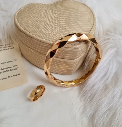 دستبند چند ضلعی و رینگ چند ضلعی