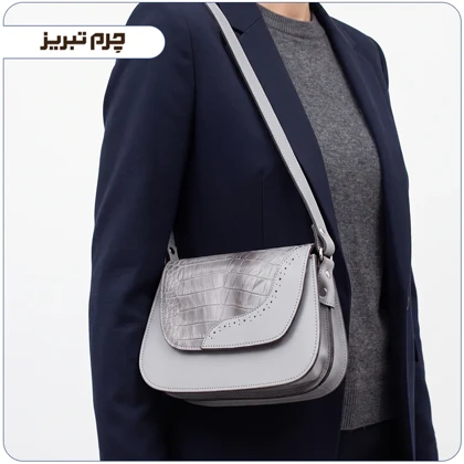 کیف دوشی چرم طبیعی زنانه مدل G732