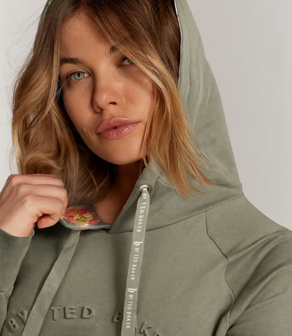 هودی tedbaker909