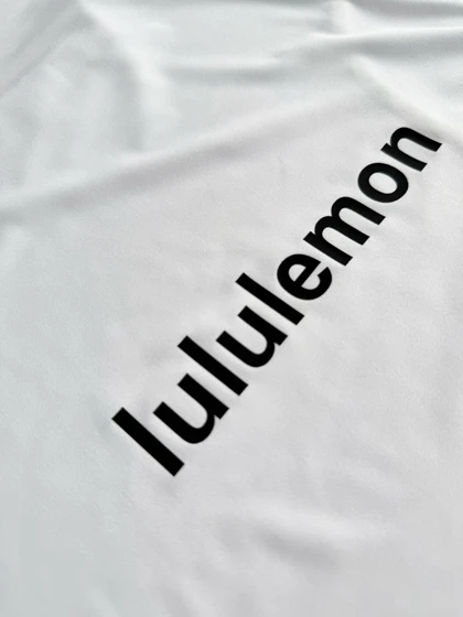تیشرت ورزشی زنانه فلامنت یقه گرد Lululemon