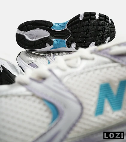 کفش کتانی مردانه و زنانه سفید آبی یاسی NEW BALANCE 530