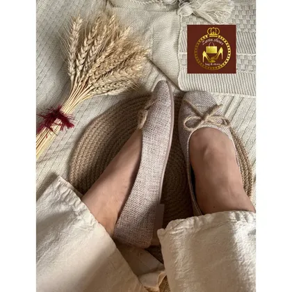 کالج عروسکی قالب خوکی کنفی زنانه