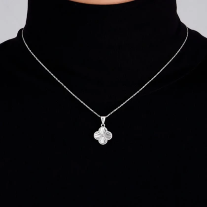 گردنبند نقره زنانه طرح ونکلیف